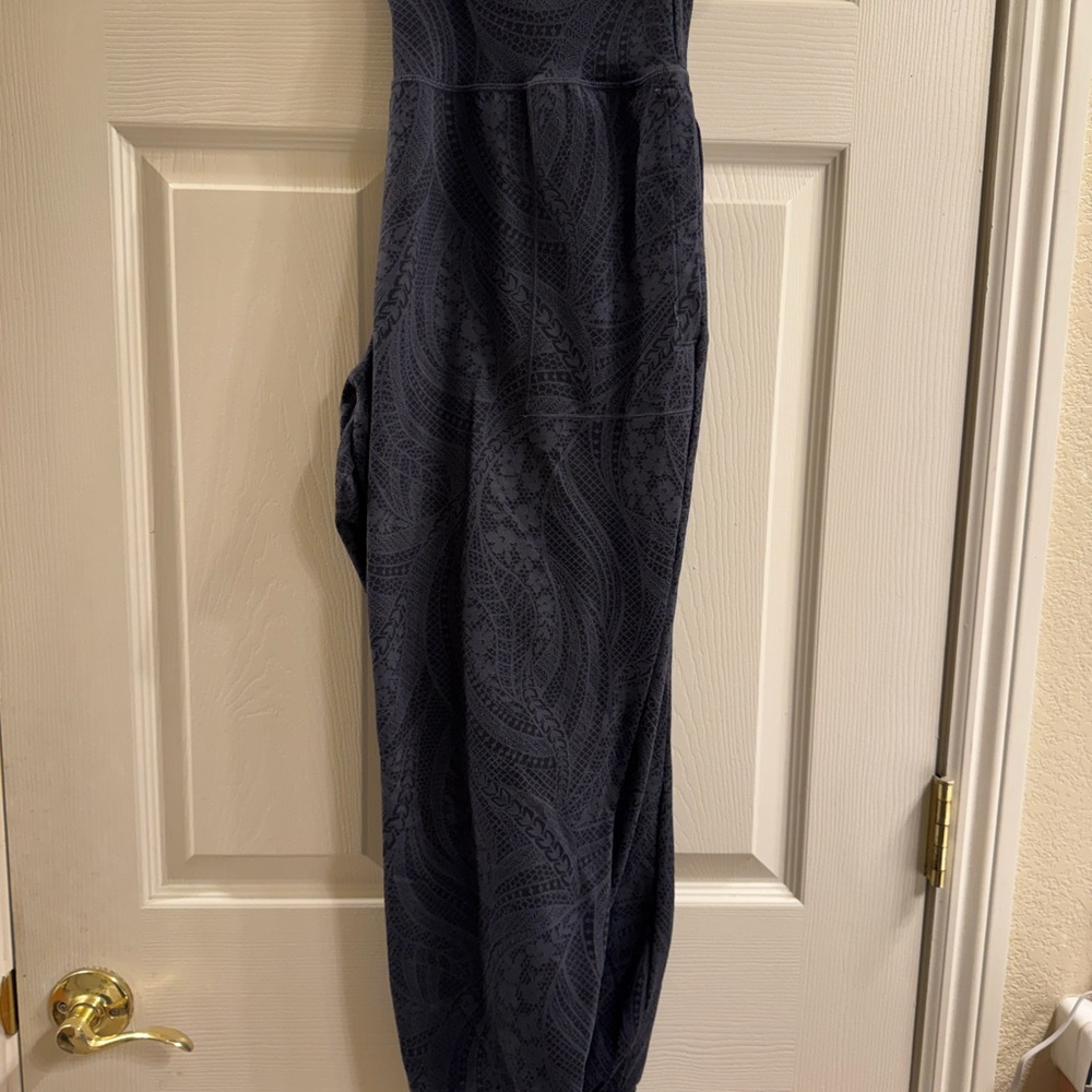 Athleta Charcoal Patterned Jogger